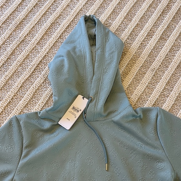Guess ocean Embossed Hoodie - Picture 4 of 9